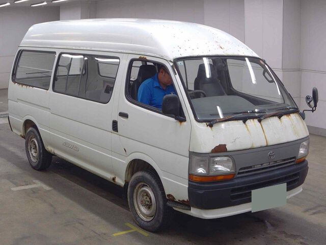 Japan Auction Vehicles 8 1994 Toyota Hiace 4WD auction photo