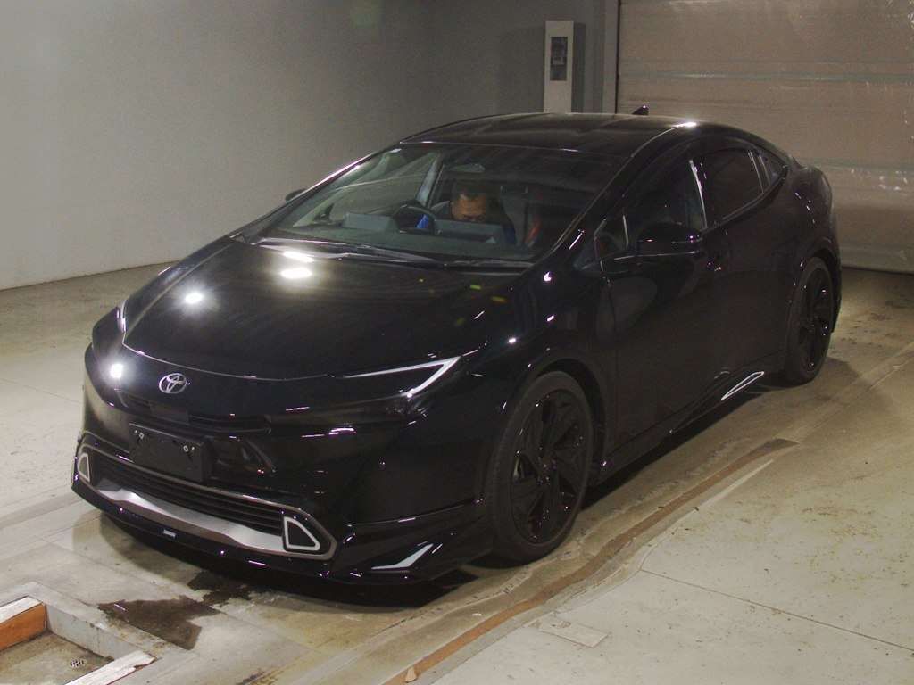 Japan Auction Vehicles 4 2023 Toyota Prius Z 4WD auction photo
