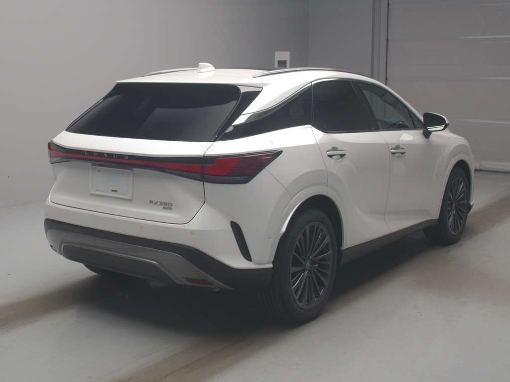 2025 Lexus RX RX350 Version L 4WD auction photo 2