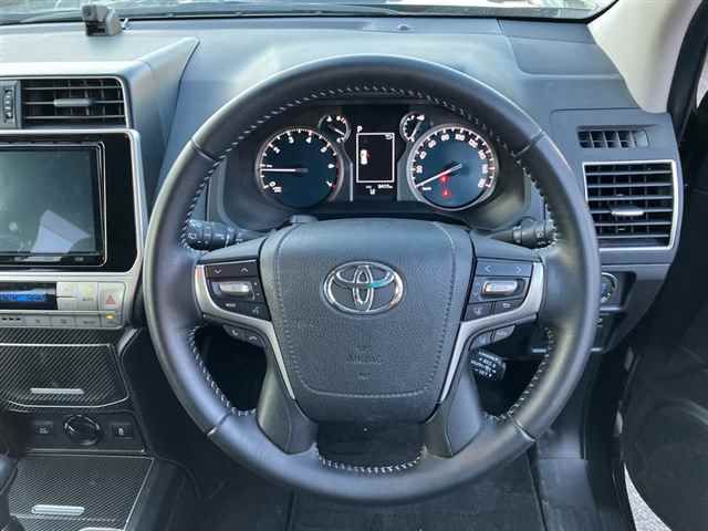 2023 Toyota Land Cruiser Prado TX L Package Matte Black auction photo 3
