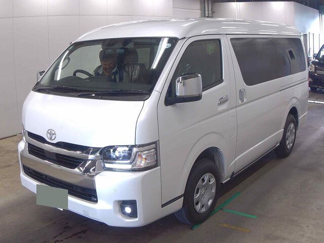 2026 Toyota Hiace GL 4WD auction photo 4