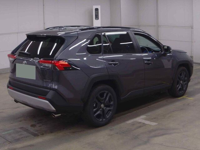 2025 Toyota RAV4 アドベンチャー 4WD auction photo 5
