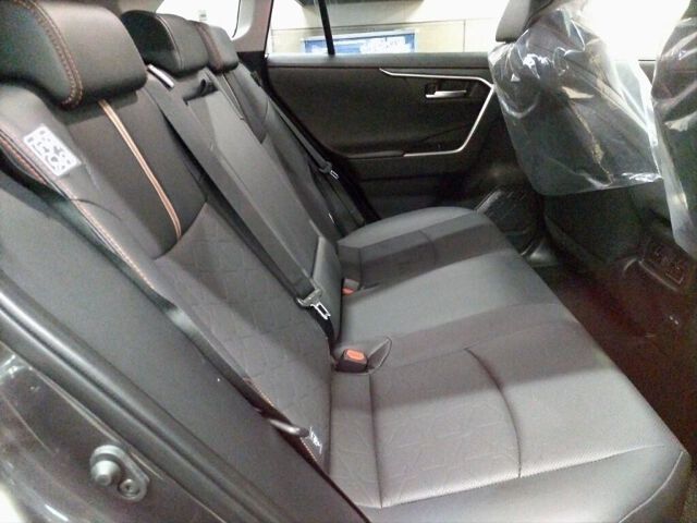 2025 Toyota RAV4 アドベンチャー 4WD auction photo 6