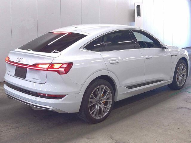 2021 Audi e-tron Sportback 55Q Toro 1st Edition 4WD auction photo 5