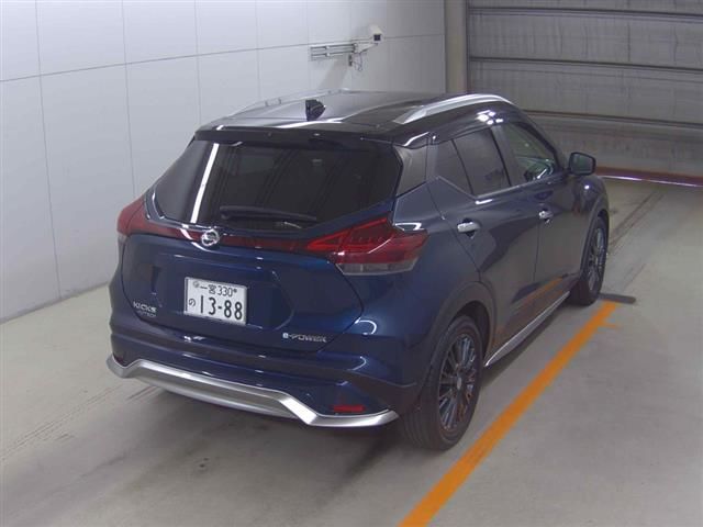 2022 Nissan Kicks オーテック auction photo 4
