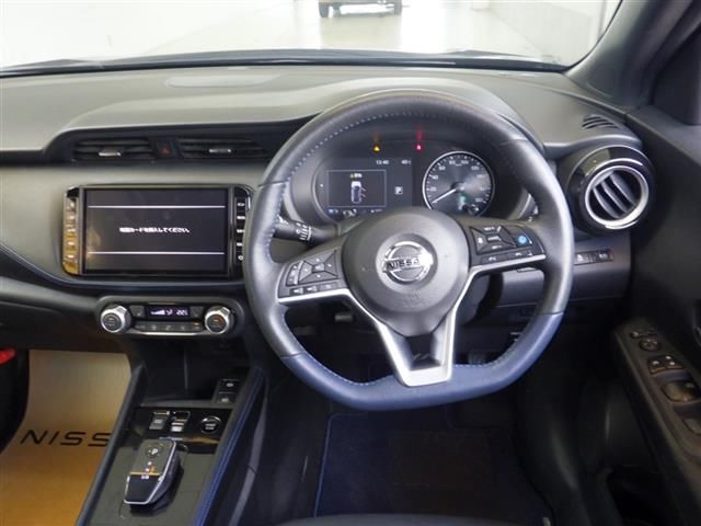 2022 Nissan Kicks オーテック auction photo 5