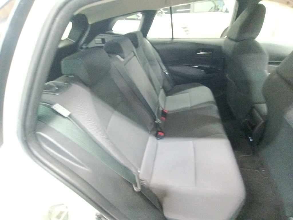 2022 Toyota Corolla Touring ハイブリッド G 4WD auction photo 12