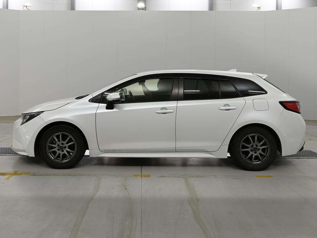2022 Toyota Corolla Touring ハイブリッド G 4WD auction photo 4
