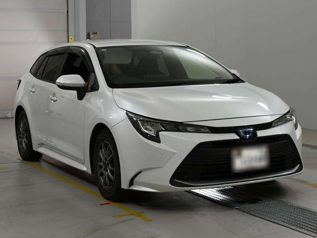 2022 Toyota Corolla Touring ハイブリッド G 4WD auction photo 5