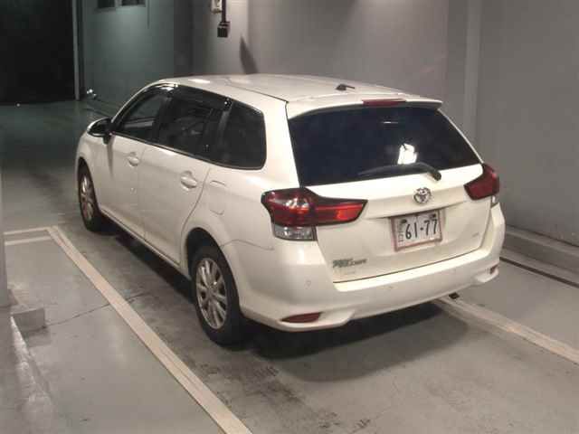 2021 Toyota Corolla Fielder 4WD EX auction photo 2