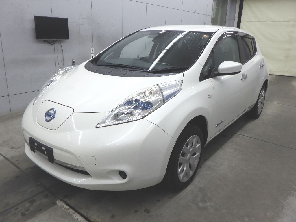 2015 Nissan Leaf 30X auction photo 4