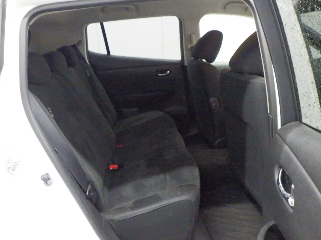 2015 Nissan Leaf 30X auction photo 7