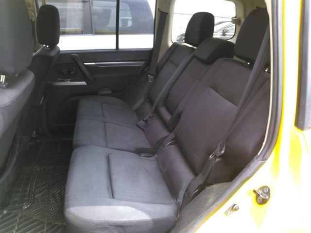 2014 Mitsubishi Pajero 4WD ロングGR auction photo 9