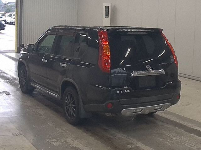 2010 Nissan X-Trail 20XTT 4WD auction photo 2