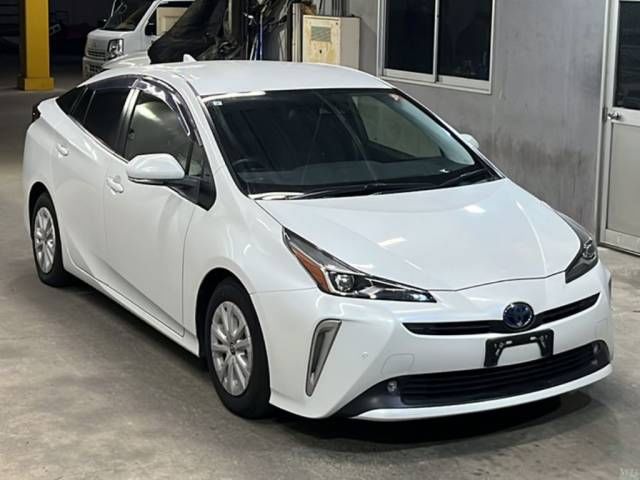 2021 Toyota Prius S Safety Plus II auction photo 4