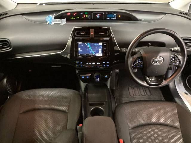 2021 Toyota Prius S Safety Plus II auction photo 2