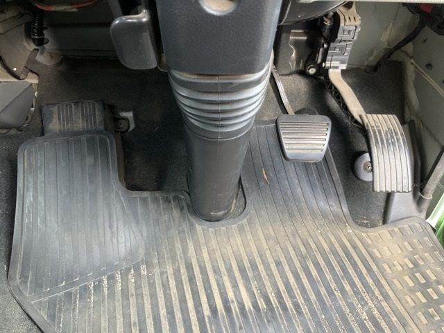 2020 Mitsubishi Fuso Canter Hira PG auction photo 4
