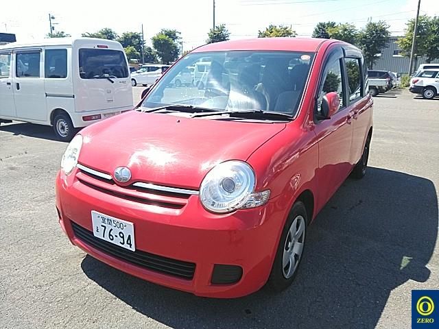 2014 Toyota Sienta 4WD ウェルキャブシャ auction photo 2