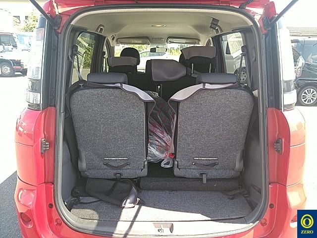 2014 Toyota Sienta 4WD ウェルキャブシャ auction photo 9