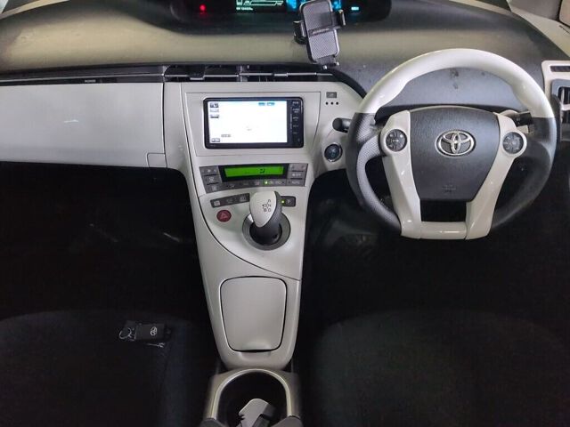 2015 Toyota Prius S auction photo 3