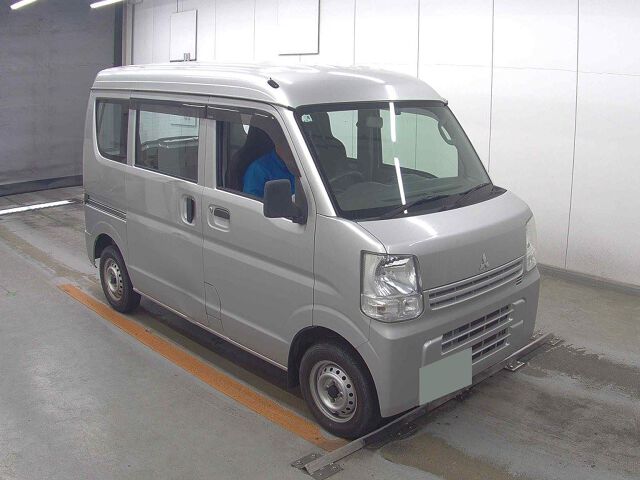 2016 Mitsubishi Minicab M Japan auction vehicle