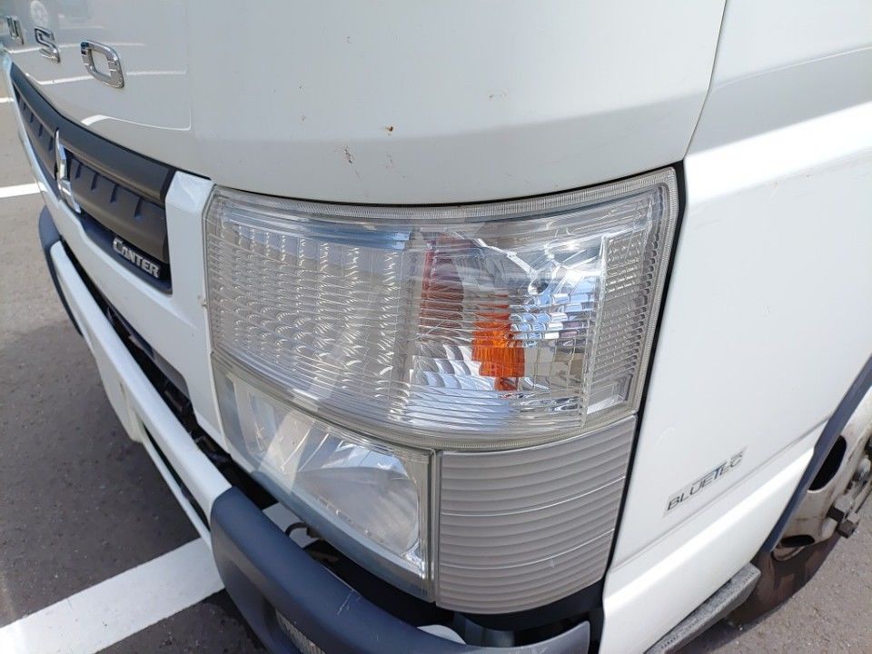 2012 Mitsubishi Fuso Canter auction photo 21