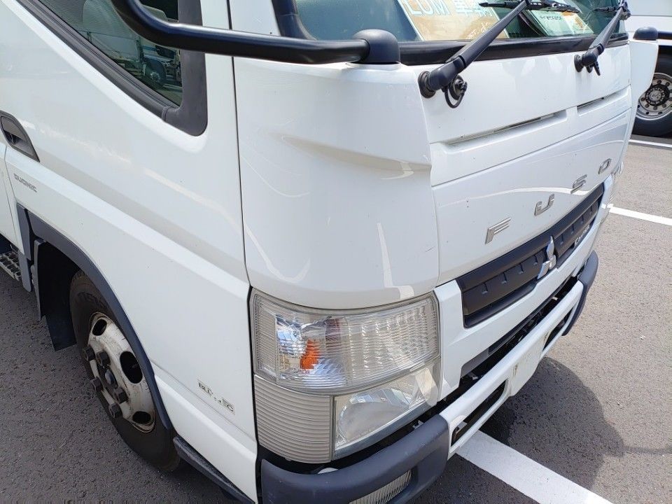 2012 Mitsubishi Fuso Canter auction photo 24