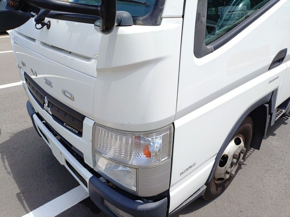 2012 Mitsubishi Fuso Canter auction photo 19