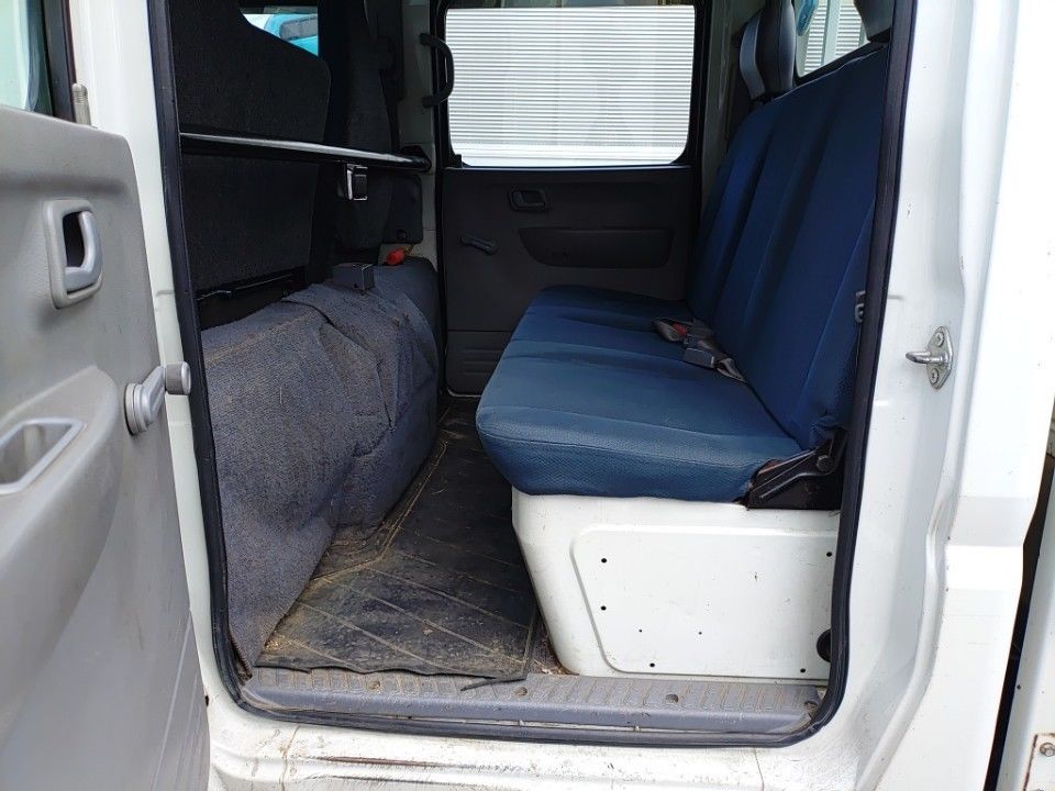 2012 Mitsubishi Fuso Canter auction photo 17