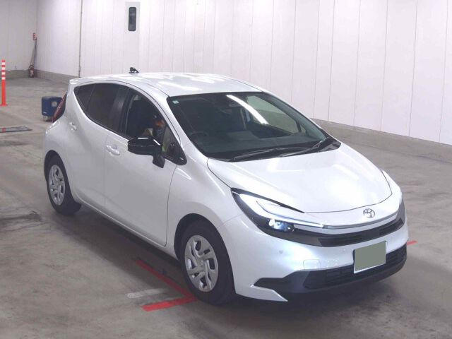 Japan Auction Vehicles 8 2026 Toyota Aqua X auction photo