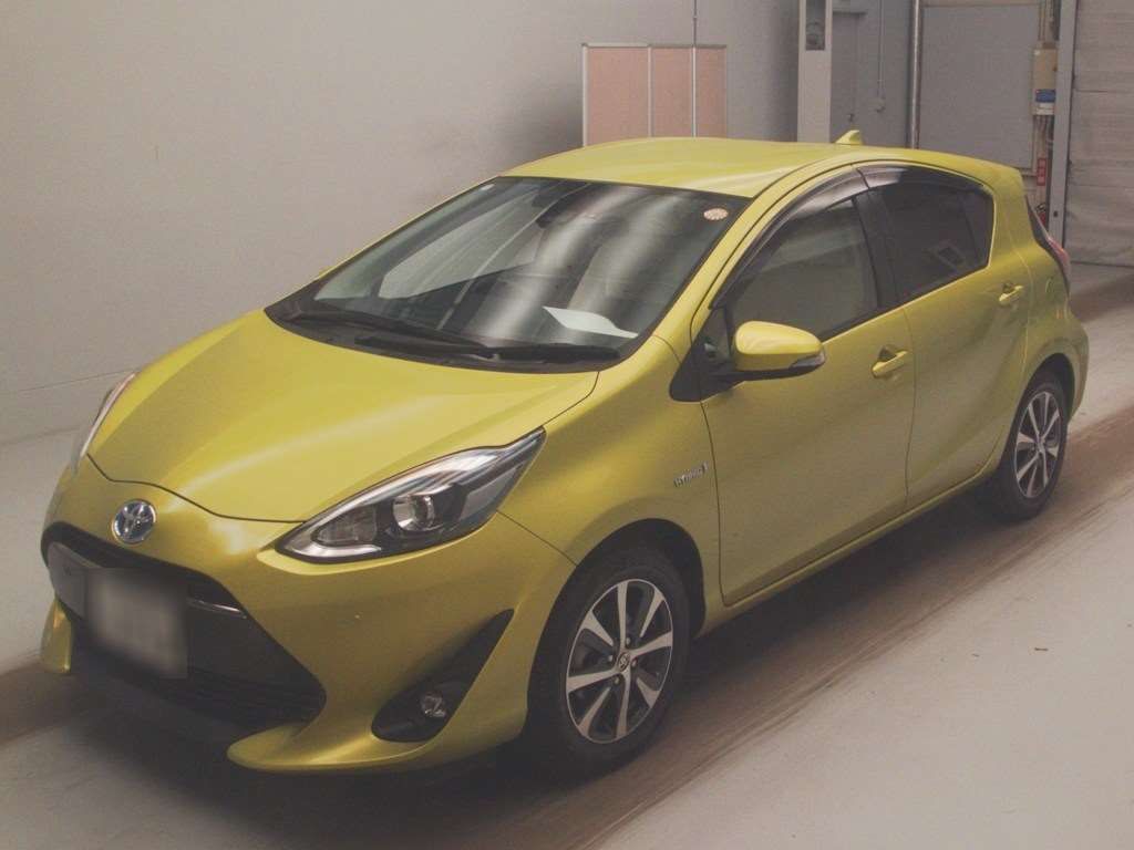 2018 Toyota Aqua Gソフトレザーセレクション Japan auction vehicle