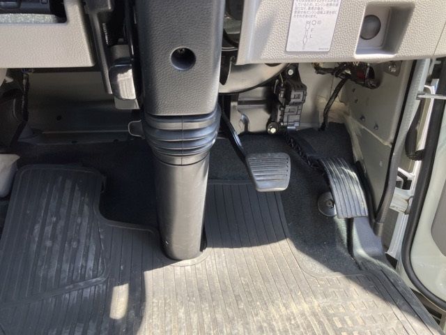 2021 Mitsubishi Fuso Canter Hira. Aluminum B auction photo 4