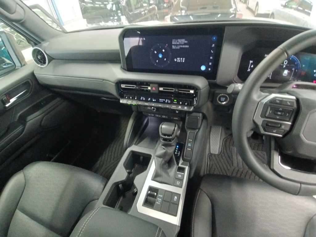 2024 Toyota Land Cruiser 250 VX 4WD auction photo 11
