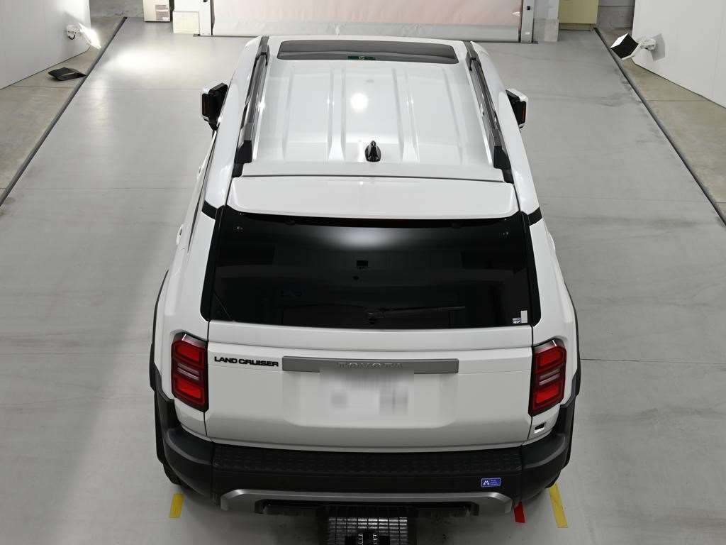 2024 Toyota Land Cruiser 250 VX 4WD auction photo 8