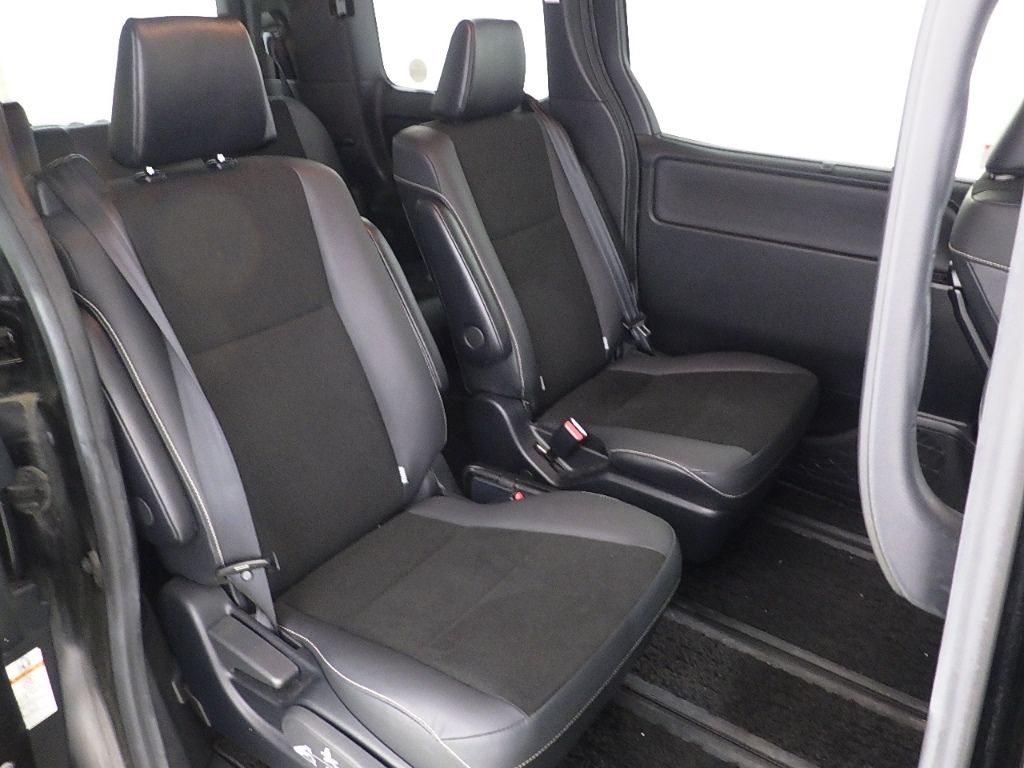 2020 Toyota Noah Si W×BII 7人 auction photo 7