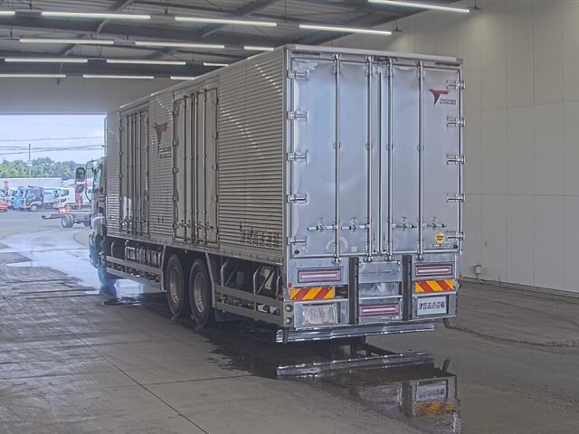 2013 Isuzu Giga Reizo Reito auction photo 2