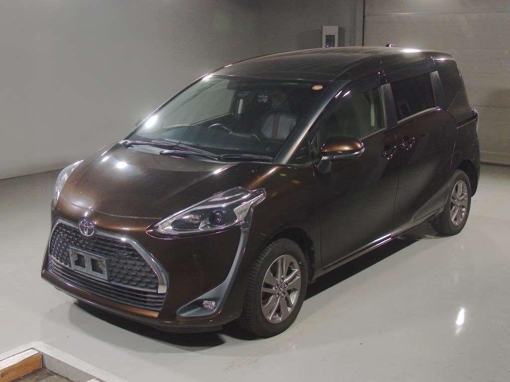 Japan Auction Vehicles 4 2021 Toyota Sienta G Cuero 4WD auction photo