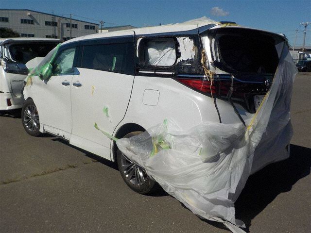 2023 Toyota Alphard Z 4WD auction photo 2