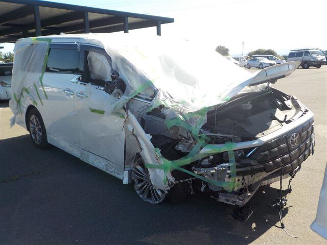 Japan Auction Vehicles 8 2023 Toyota Alphard Z 4WD auction photo