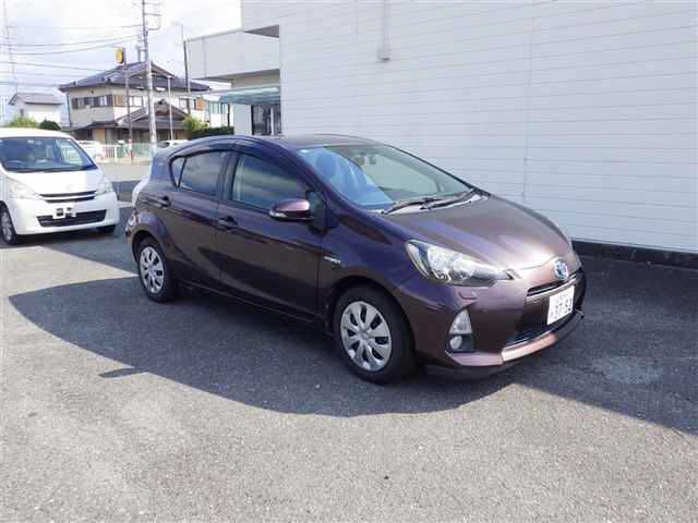 2014 Toyota Aqua S Japan auction vehicle