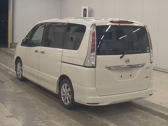 2011 Nissan Serena ハイウェイスター auction photo 2