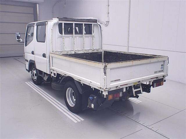 2019 Mitsubishi Fuso Canter Double cab 2t auction photo 2