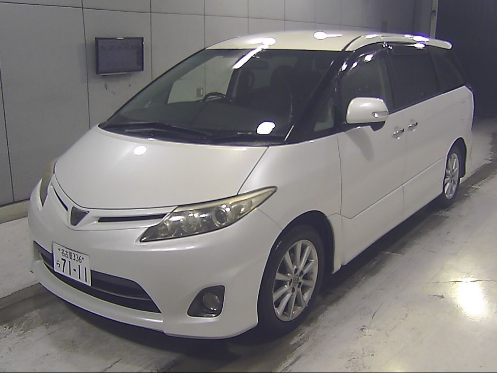 2010 Toyota Estima 2.4 Aeras G Edition auction photo 4