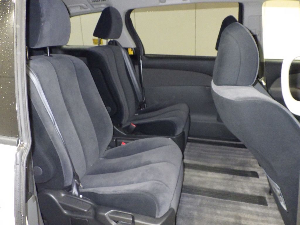 2010 Toyota Estima 2.4 Aeras G Edition auction photo 7