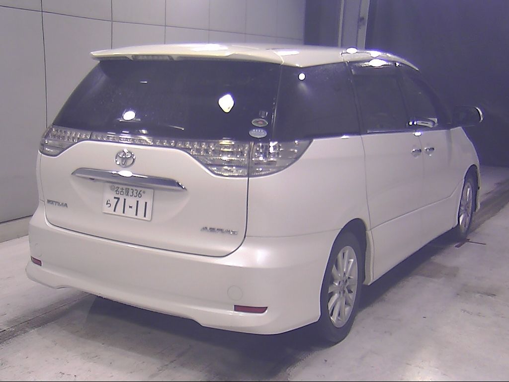 2010 Toyota Estima 2.4 Aeras G Edition auction photo 2