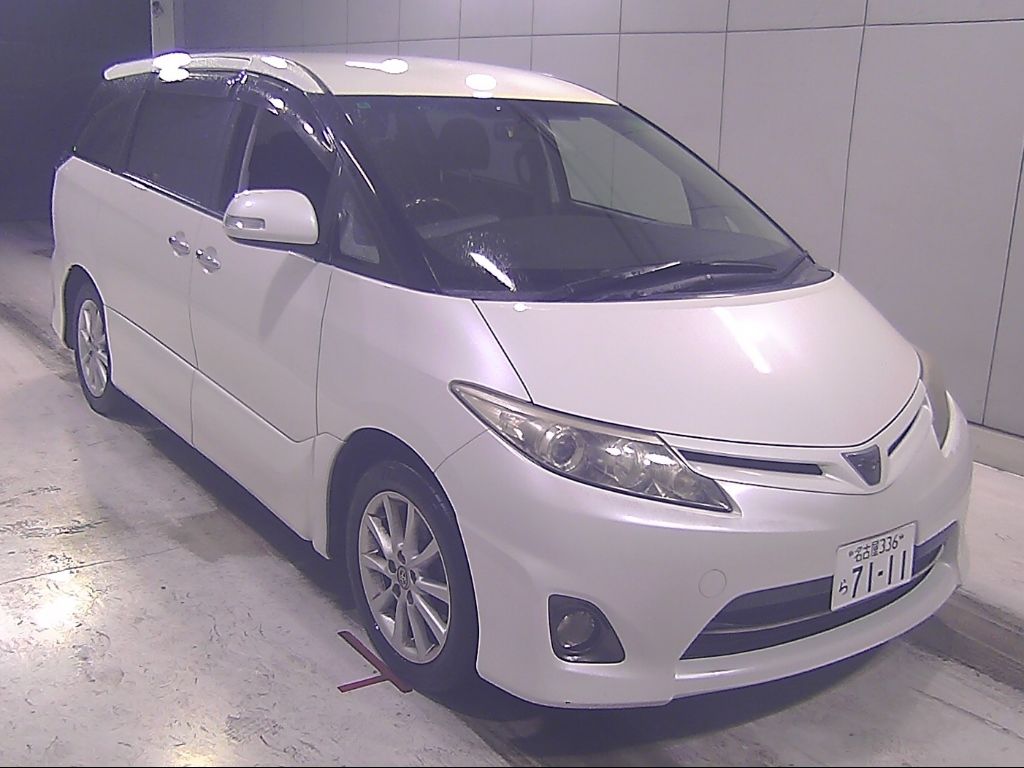 2010 Toyota Estima 2.4 Aeras G Edition Japan auction vehicle