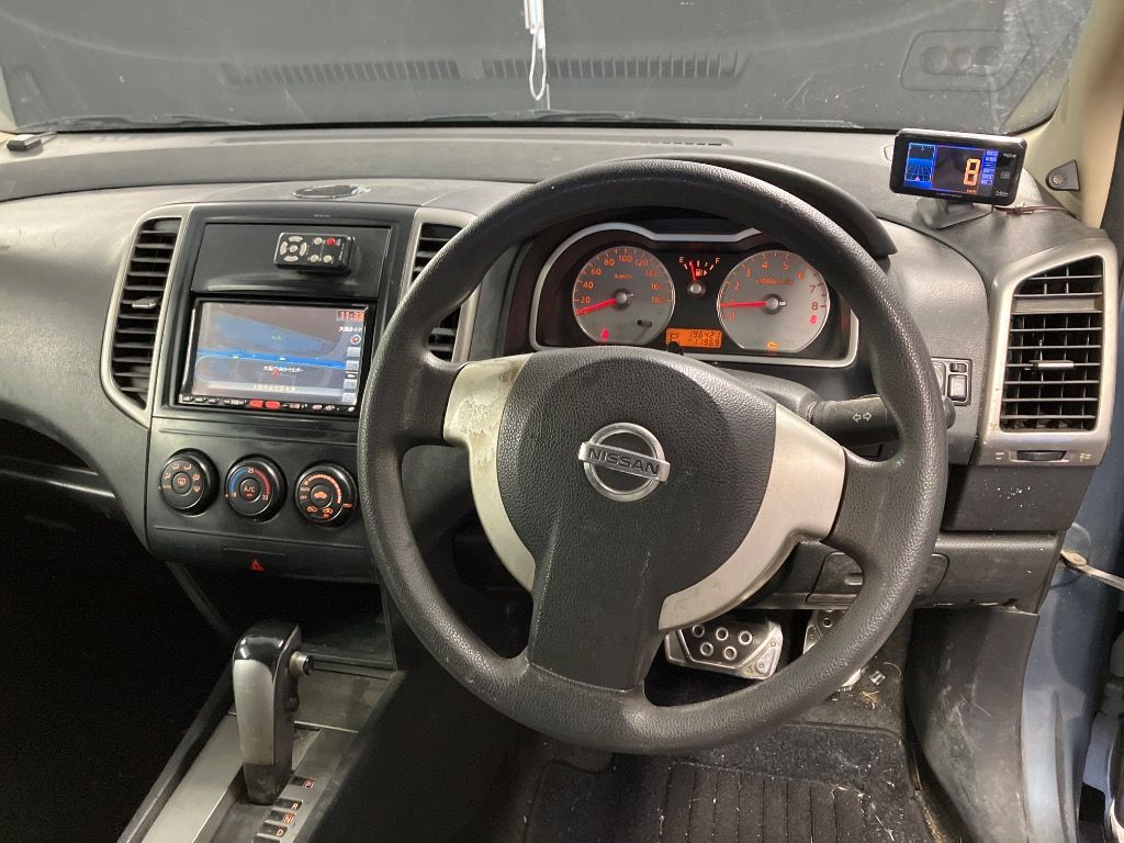 2011 Nissan ウイングロード 15RXエアロ auction photo 3