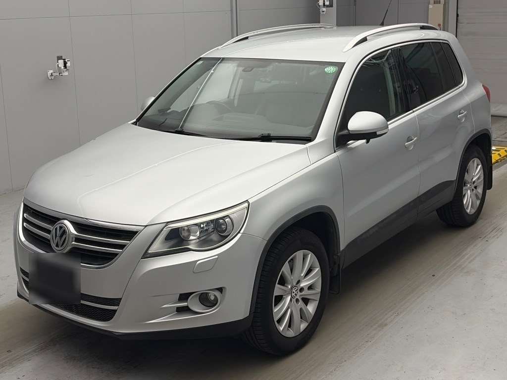 Japan Auction Vehicles 4 2011 Volkswagen VW ティグアン 4WD auction photo