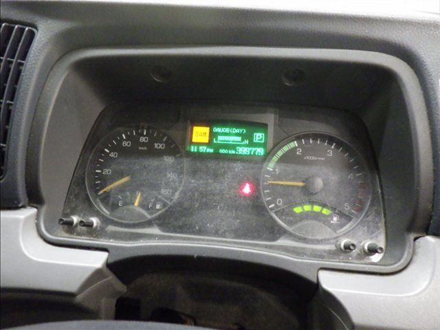 2012 Mitsubishi Fuso Canter covered car auction photo 7