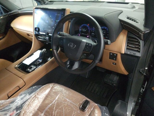 2025 Toyota Vellfire Z Premier auction photo 3